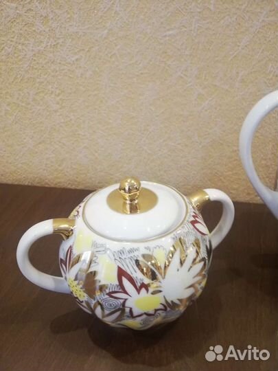 Кофейный сервиз лфз СССР, Золотые ромашки ''