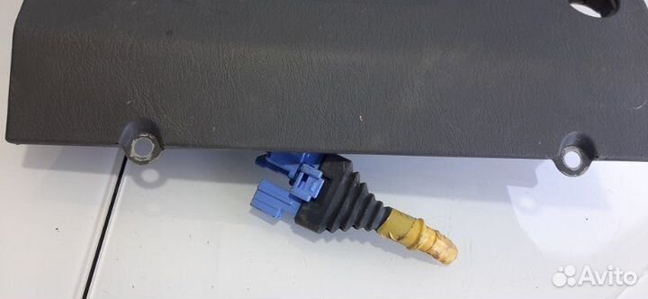 Подушка безопасности в колени Kia Sportage 1 2.0