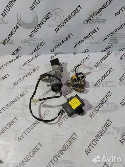 Замок зажигания с личинками Chevrolet Rezzo