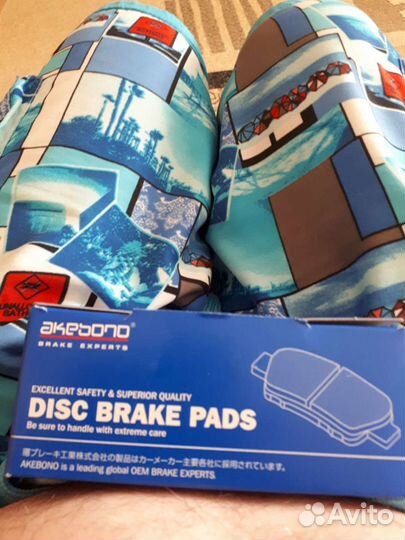 Тормозные колодки toyota avensis 250