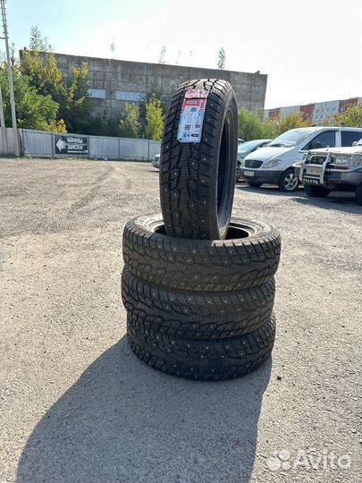 Sunfull SF-W11 215/65 R17 99T