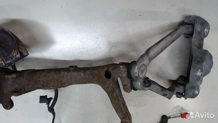 Ступица (кулак, цапфа) Audi A4 (B5), 2001