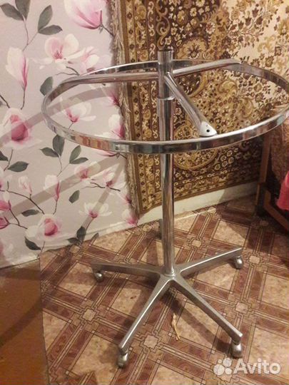 Вешалка напольная