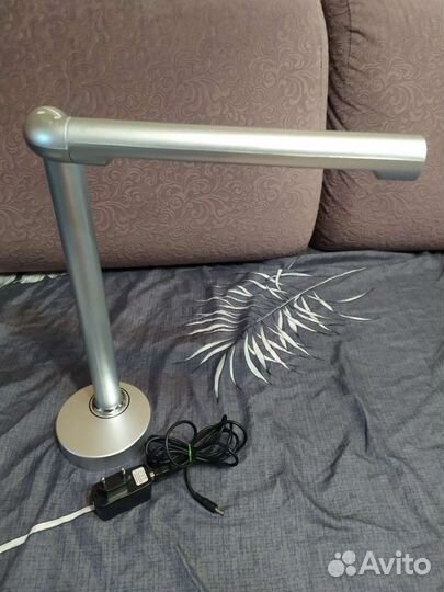 Лампа настольная
