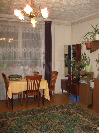 Комната 18 м² в 2-к., 8/17 эт.