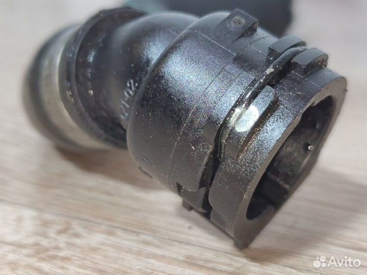 Шланг системы охлаждения Bmw 5 F10 N63B44 2011