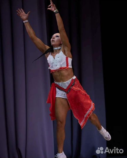 Костюм для танцев