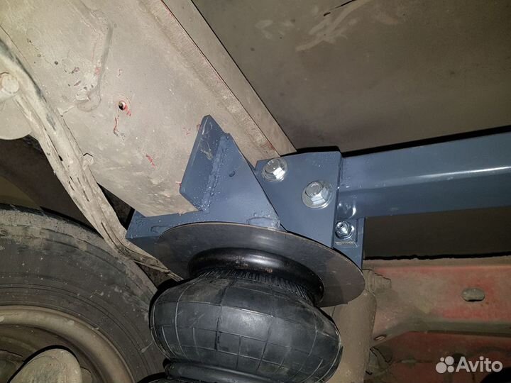 Пневмоподвеска Mercedes-Benz Sprinter задняя ось