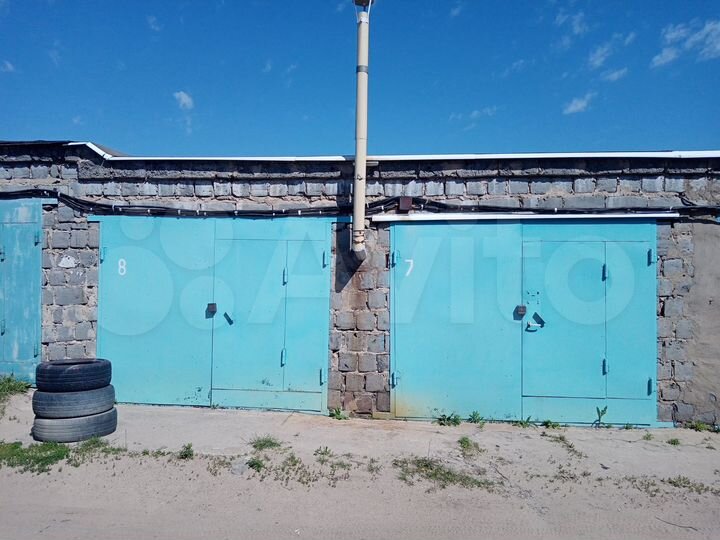 Гараж, > 30 м²