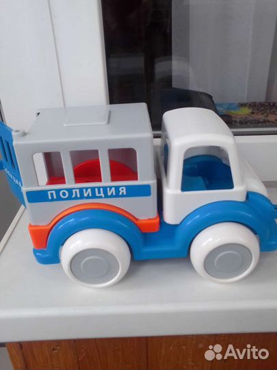 Машина полиция
