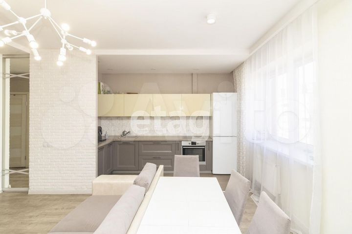 3-к. квартира, 79,4 м², 15/17 эт.