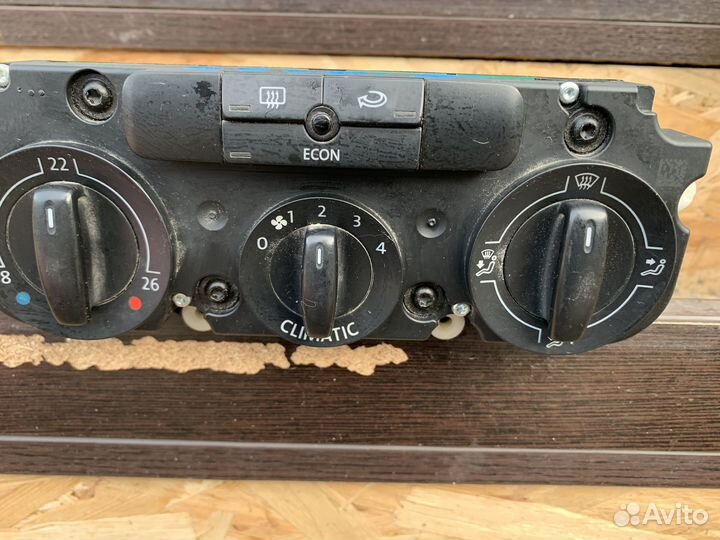 Блок управления отопителем VW Golf 5