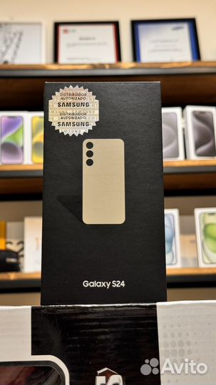Samsung Galaxy S24, 8/256 ГБ