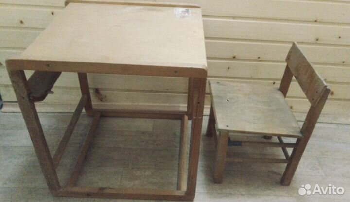 Винтажный детский стол и стул