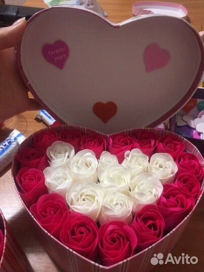 Подарок из мыльных роз
