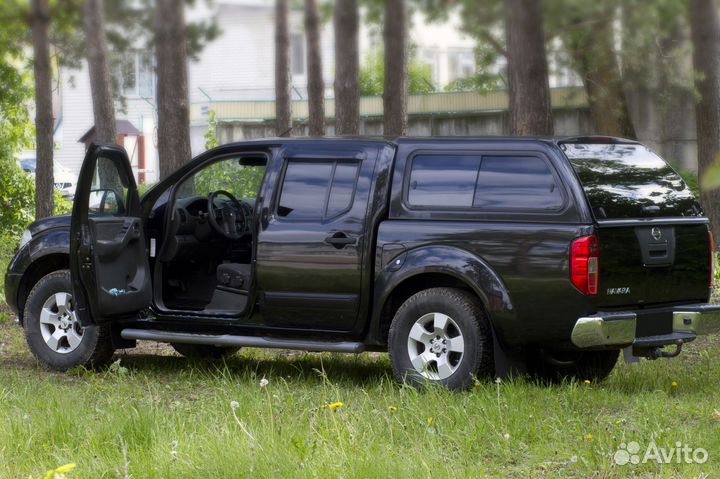 Накладки на пороги Nissan Navara D40 (05-15) RA