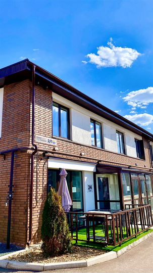 4-к. квартира, 110 м², 1/2 эт.