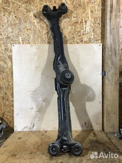 Рамка радиатора нижняя Chery Amulet A15