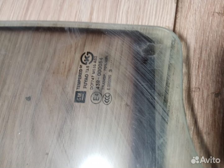 Стекло задней левой двери Chevrolet Cruze 1 седан