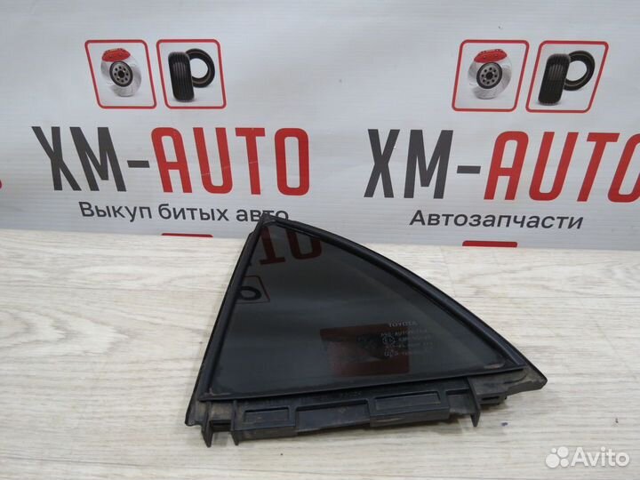 Форточка левая Toyota Corolla 150