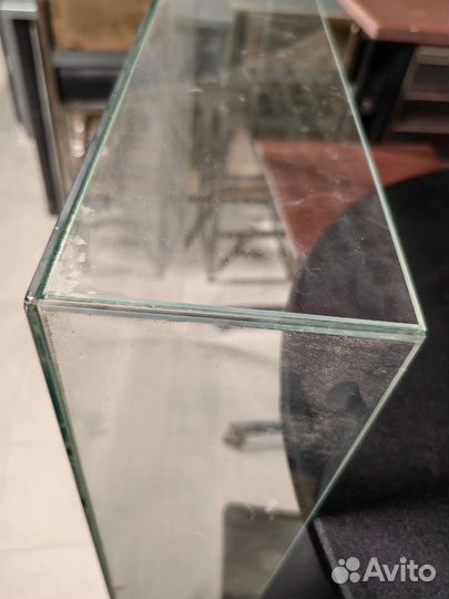 Стеклянная витрина бу