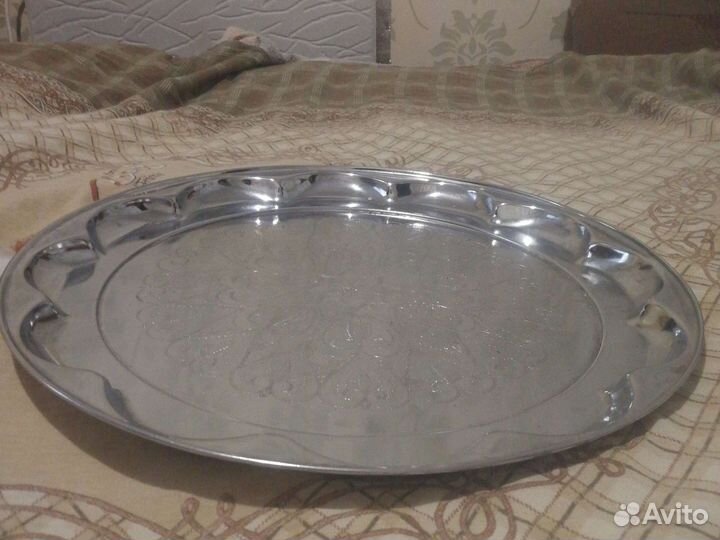Поднос металлический