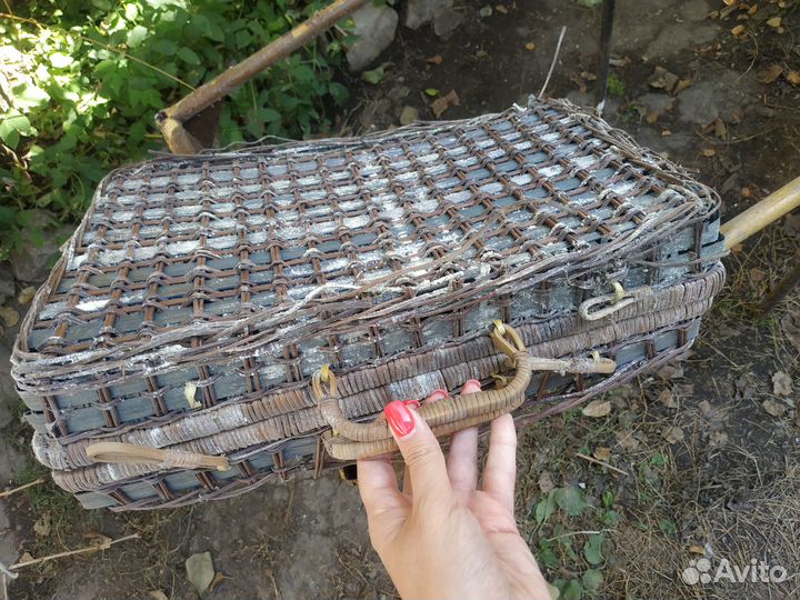 Чемодан для пикника плетёный старинный