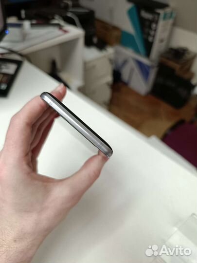 Samsung Galaxy J5 (2016), 2/16 ГБ