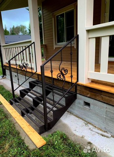 Изготовление лестниц, металлоконструкций