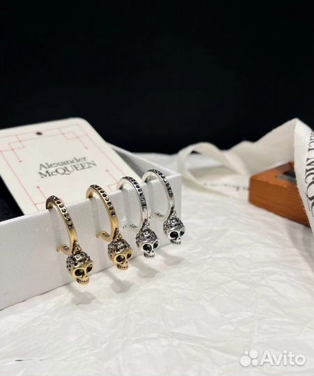 Серьги Alexander mcqueen