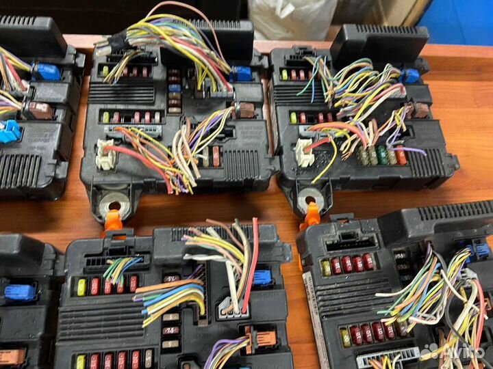 Блок предохранителей renault megane 2 scenic 2 бу