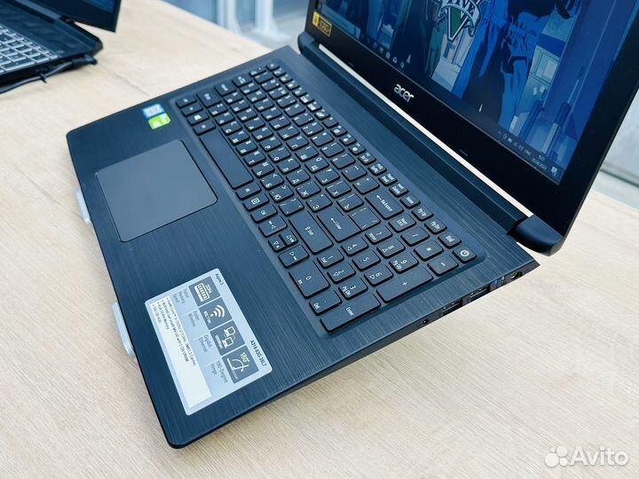 Игровой Acer full HD MX130/ 8 RAM/ Core i3-7020U