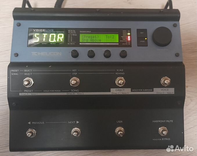 Вокальный процессор TC Helicon Voicelive
