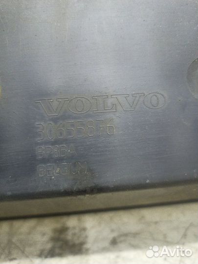 Усилитель бампера передний Volvo V50 универсал