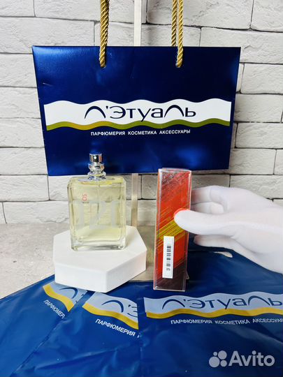 Духи Molecules Escentric 02