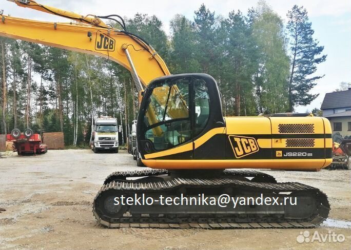 Ветровое стекло на экскаватор Jcb Js