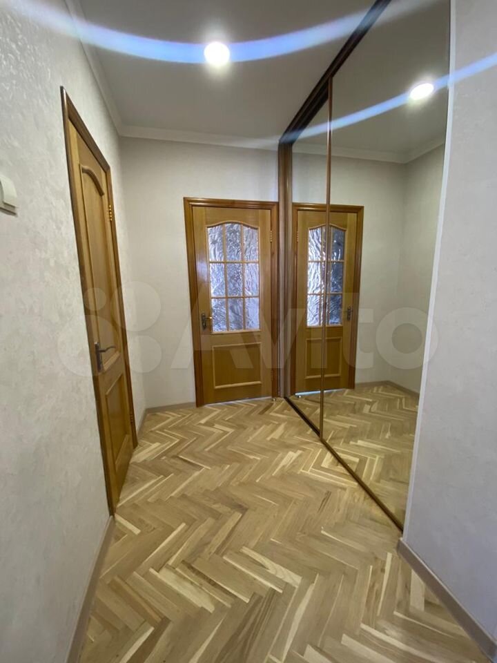 2-к. квартира, 75 м², 4/4 эт.