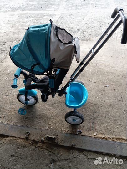 Трёхколёсный велосипед коляска