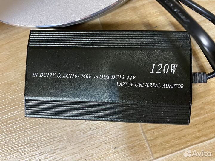 Монитор Samsung