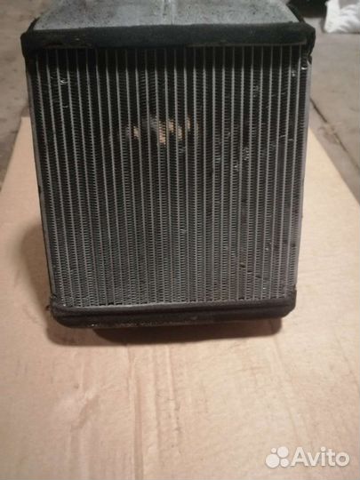 Радиатор печки Митсубиси Каризма