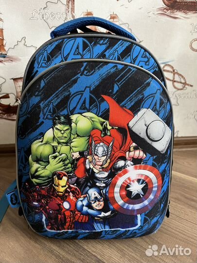 Школьный рюкзак