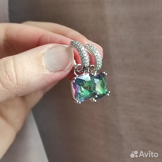 Swarovski серьги зелёные с розовым