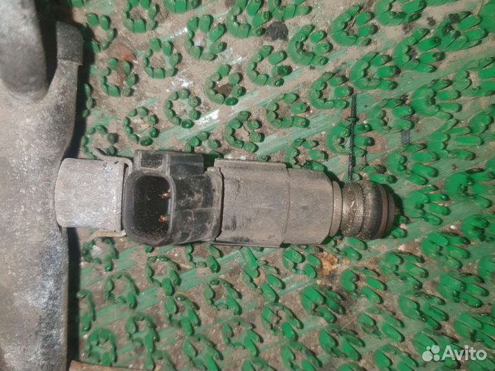 Форсунка топливная Крайслер Вояджер 2,4 EDZ