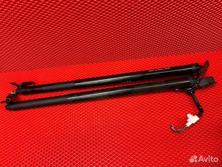 Амортизатор двери багажника Subaru Forester SKE