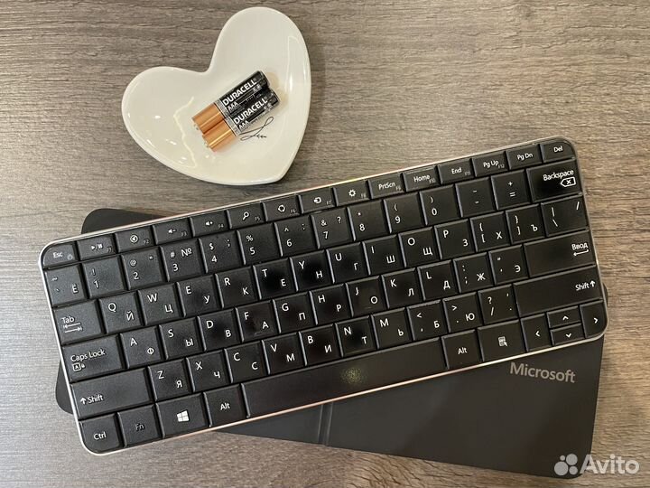 Клавиатура Microsoft Wedge Mobile