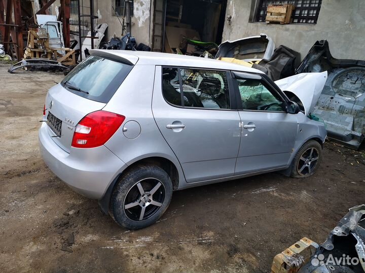 Разбор Шкода Фабия 1,4л cggb МКПП 2012 год