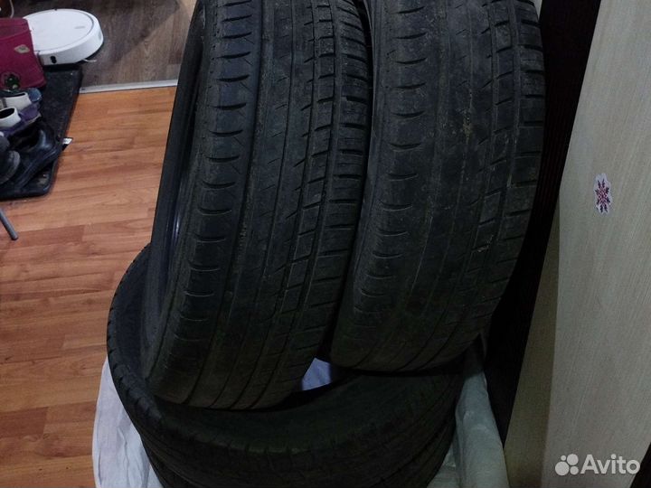 Viatti Strada Asimmetrico V-130 195/65 R15 H