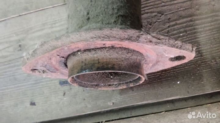 Выхлопная труба передняя RAV4 2003г