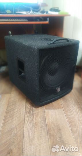 Активный subwoofer alto