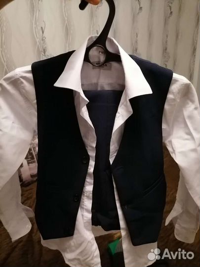 Школьный костюм 122см